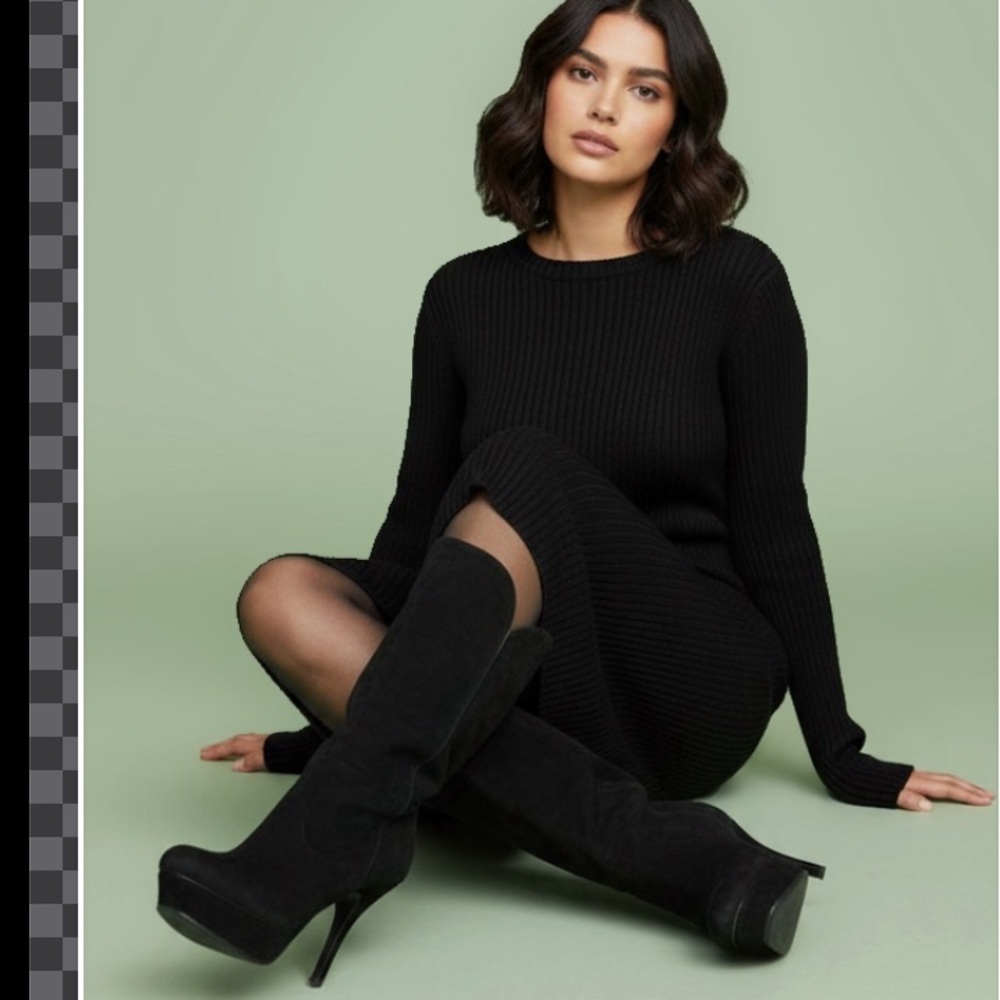 Yves Saint Laurent Tribute Black Heeled Boots - Picture 2 of 8